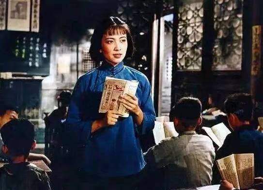 电影表演艺术家谢芳逝世,《青春之歌》“芳”华永驻