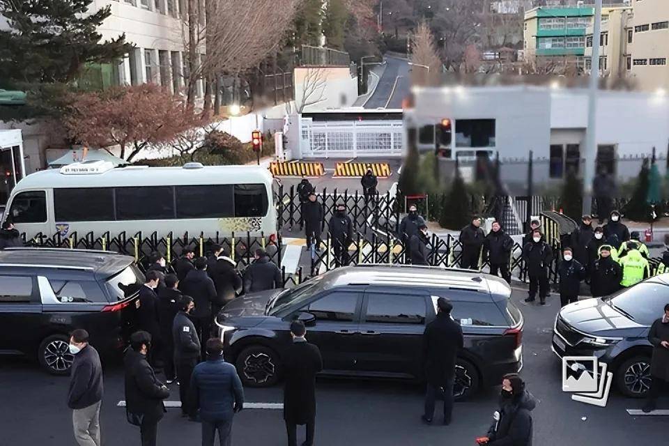 韩国政坛一夜大乱!150人冲进总统府,尹锡悦组织一万支持者拒捕