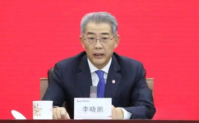 既想当官又想发财!“老虎”李晓鹏,敛财超6043万
